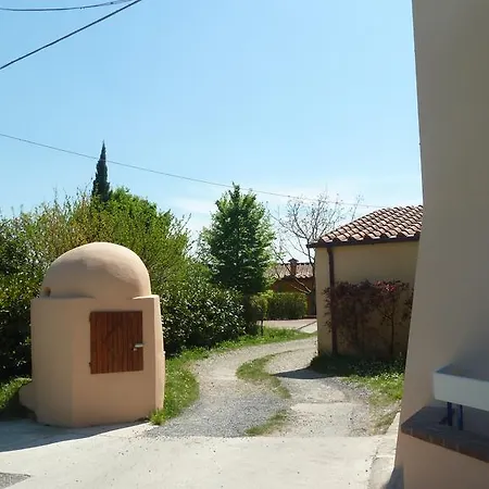 Al Vecchio Leccio Country house *